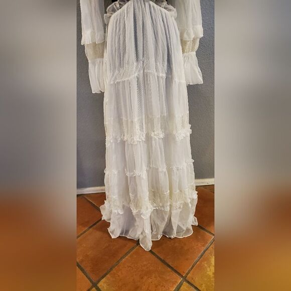 PatBo White Cutout Lace-Trim Linen V-Neck Maxi Dress – Women’s Designer Dress - Picture 6 of 16